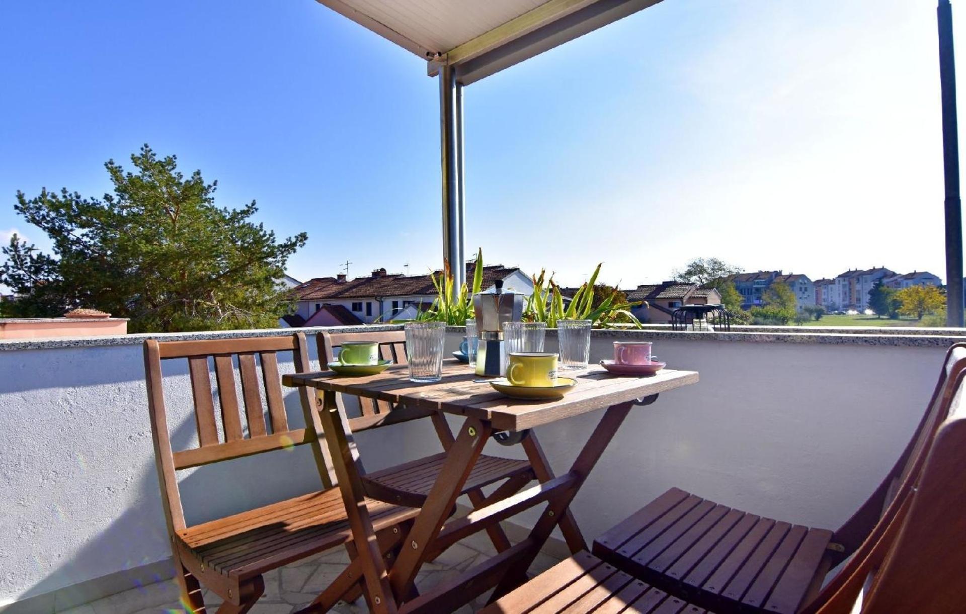 Apartment Grosse In Mit Grill Und Garten